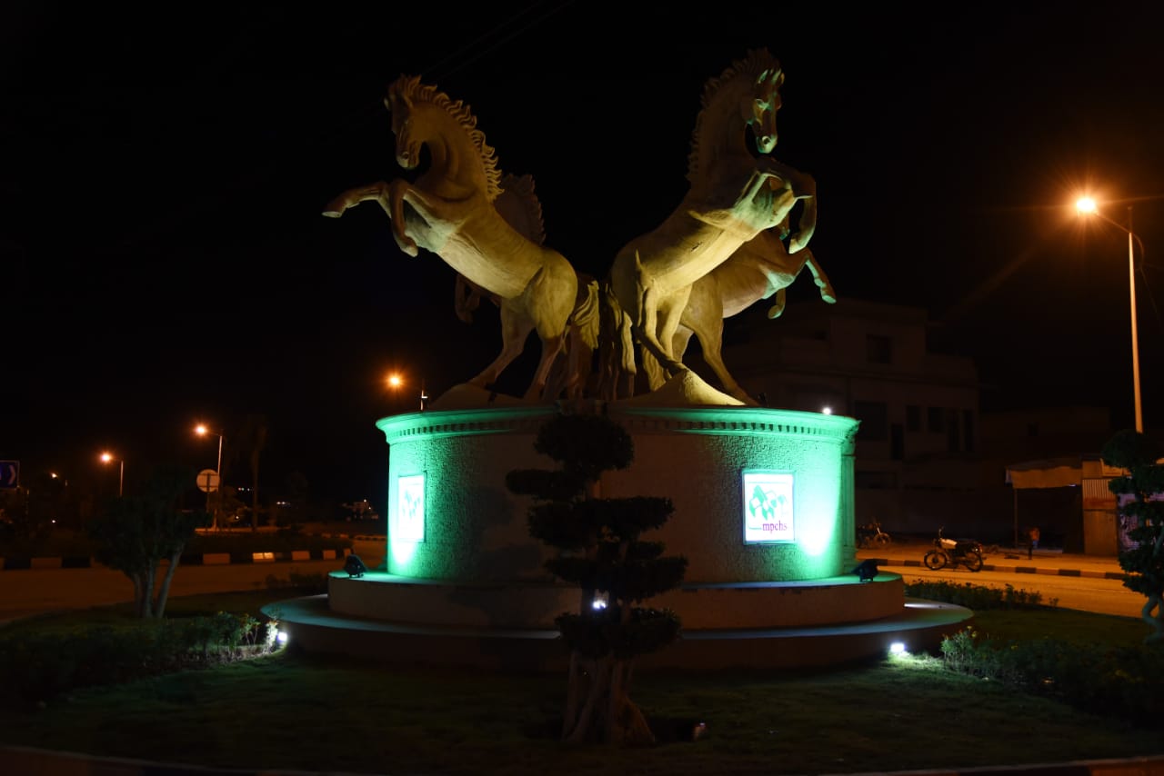 B17 Pic construction activity